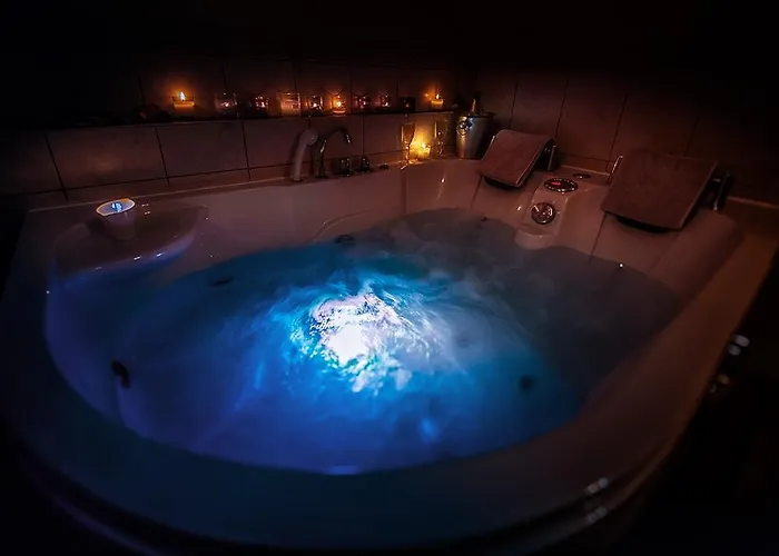 Luxury Next To Eiffel Tower In The Center Of - Bed & Breakfast